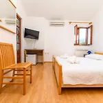 Pensionat Sobe I Mareta 4*