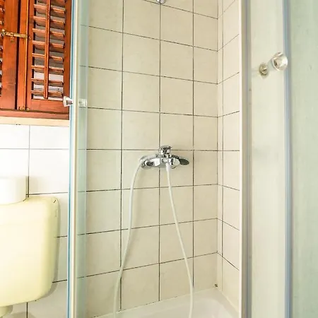 Sobe I Mareta Guest house Miholascica