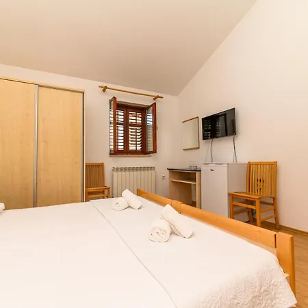 Sobe I Mareta Miholascica