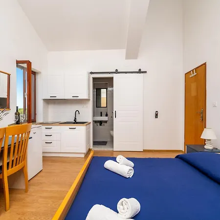 Sobe I Mareta Guest house 4*