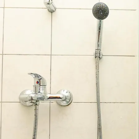 Sobe I Mareta בית הארחה 4*