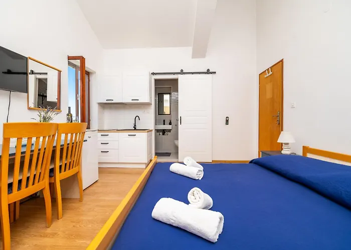 Sobe I Mareta Miholascica