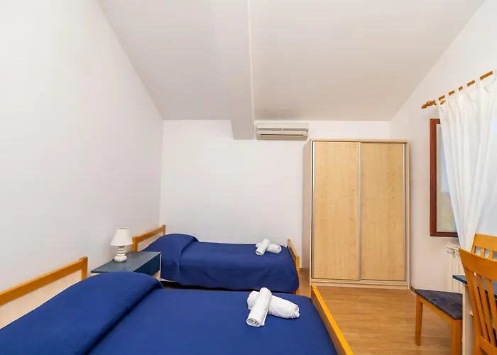 Πανσιόν Sobe I Mareta Miholascica